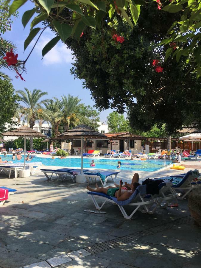 Paphos Gardens-Apt suite Exterior foto